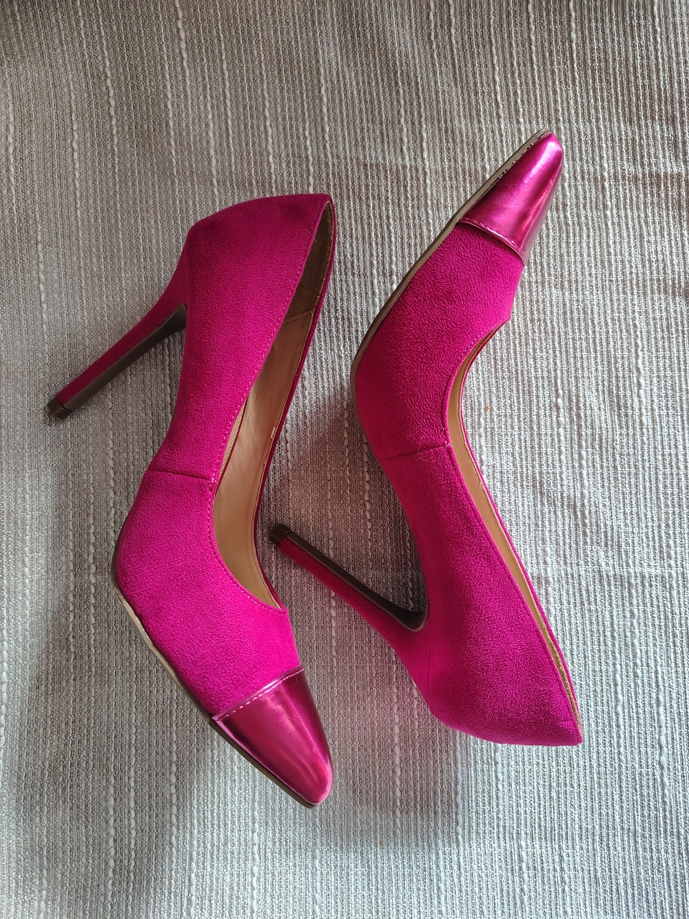 Fioni Hot Pink Pointed Toe Pumps Metallic Cap Toe Heels Size 7.5 - Picture 10 of 11